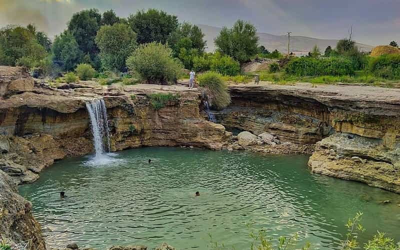 آبشار باراندوز