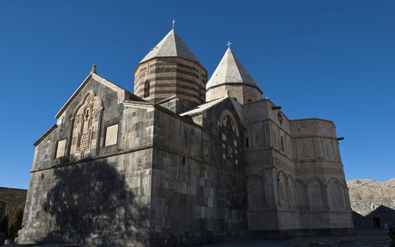 بازسازی كليسا