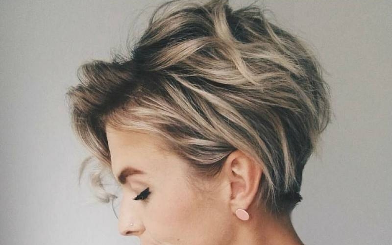 سالن زیبایی بتیس