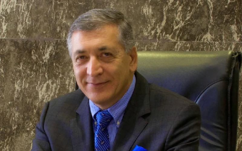 دکتر فرهاد حافظی